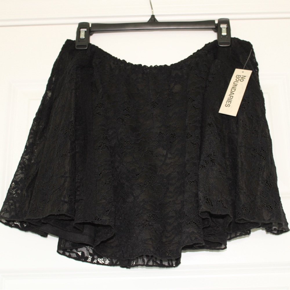 No Boundaries Lace short skirt